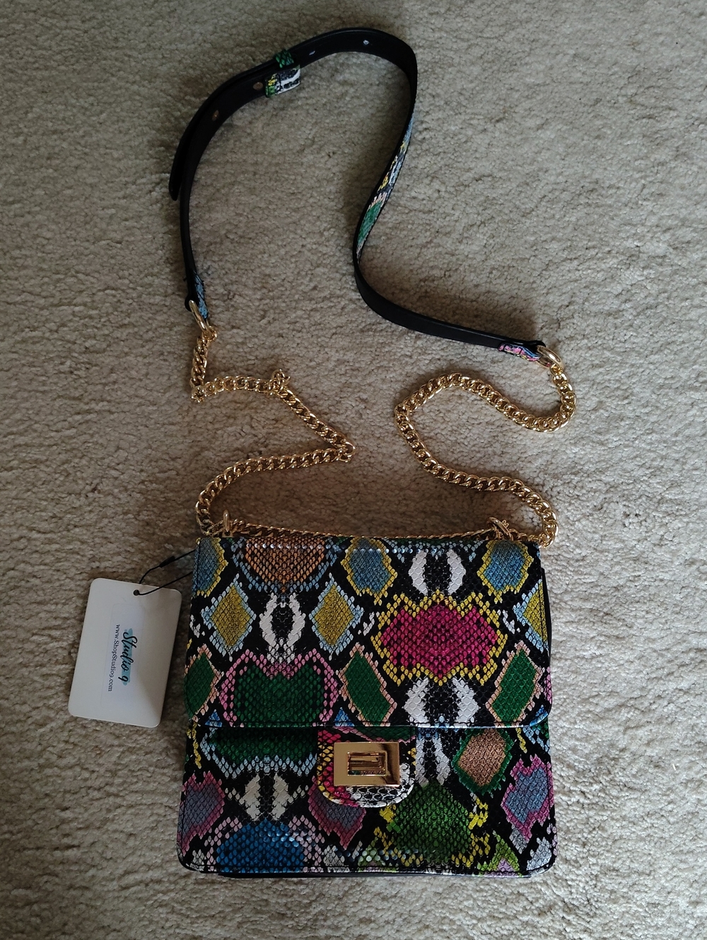 Multicolor Snake-Pattern Crossbody Bag with Gold Chain Strap